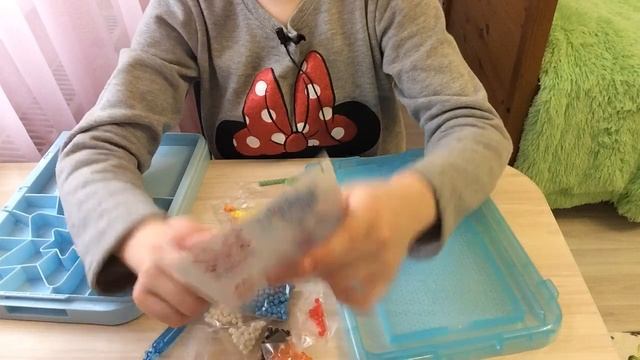 Распаковка и обзор Аквамозаики Aquabeads 840 бусин✔️ смотреть онлайн