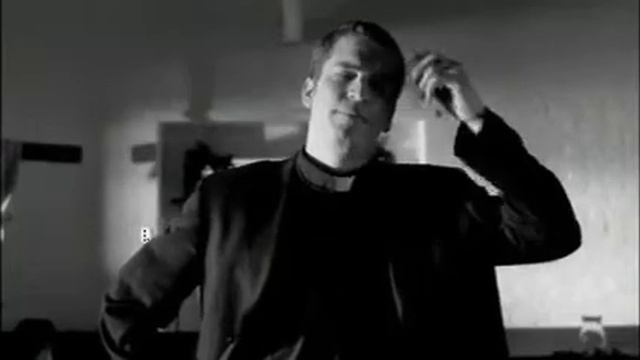 HAPPY HOLIDAYS - Deleted Scene - Scenes 1 & 2 (Old Opening) смотреть онлайн