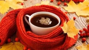 Осень закружила лист кленовый