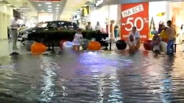 Фонтан в ТЦ "Караван" г.Киев смотреть онлайн