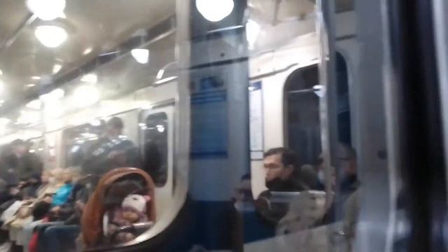 Поездка от площади Мужества до Пушкинской смотреть онлайн