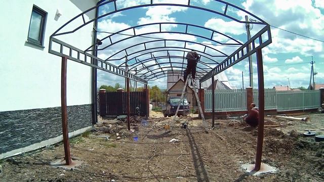 Сварка полукруглого навеса 2 из 3