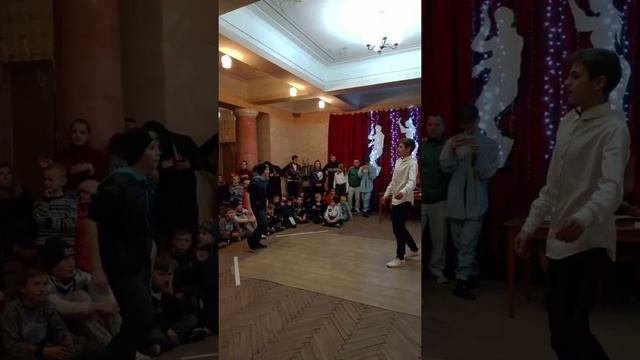 Короли танцпола г. Углегорск 26.01.2019г. ч2 смотреть онлайн