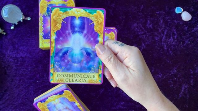 WHAT THE DECK? Angel Answers Oracle Cards. ? смотреть онлайн
