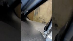 Как снять пластик с передней форточки Opel Zafira B