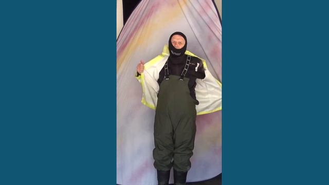 Мотоциклист. Одежда. Костюм для защиты от дождя смотреть онлайн