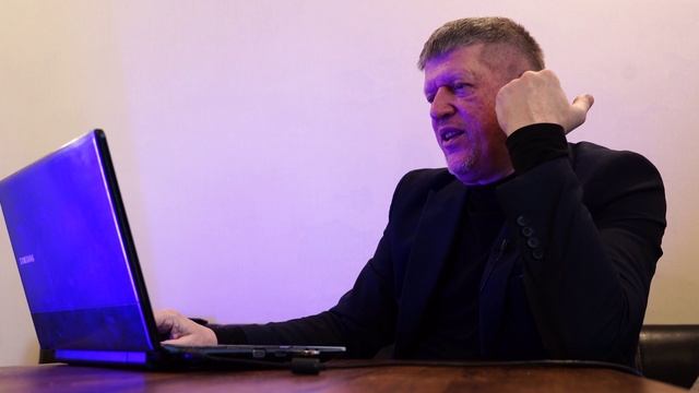 Балагурство Семейные ценности Налоги и Анархия смотреть онлайн