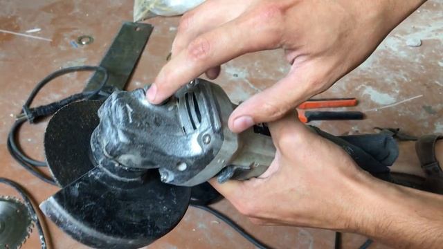 Болгарка_ В какую сторону должен крутиться кру смотреть онлайн