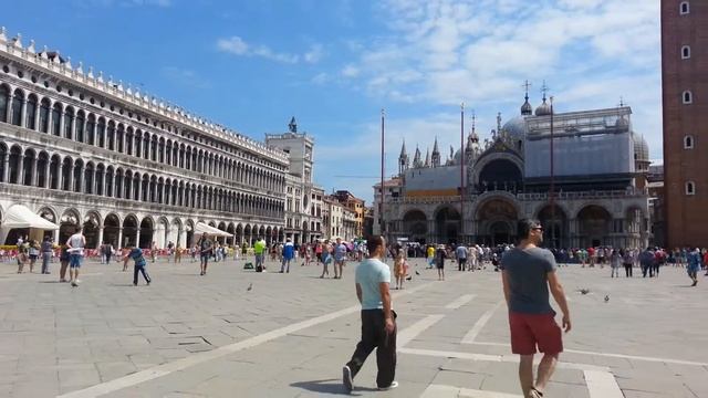 Piazzale roma смотреть онлайн