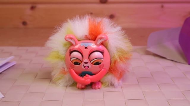 Пугающая Интерактивная Игрушка Tiny Furries Криповый Пушистик Глазастик смотреть онлайн
