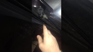 демонтаж обшивки багажника, снятие карты задней двери ниссан кашкай J 11.