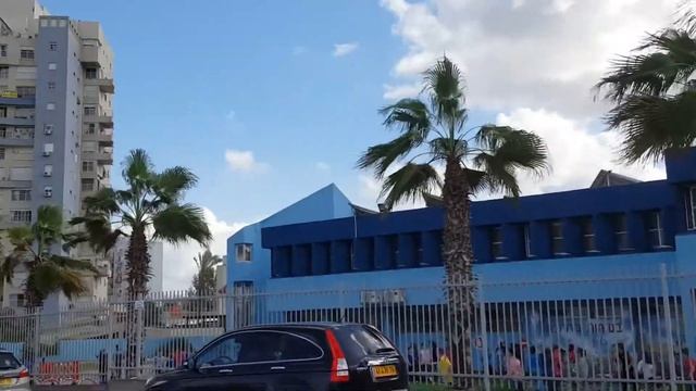 ИЗРАИЛЬСКАЯ ШКОЛА В КИРЬЯТ ЯМЕ НАПРОТИВ МОРЯ смотреть онлайн