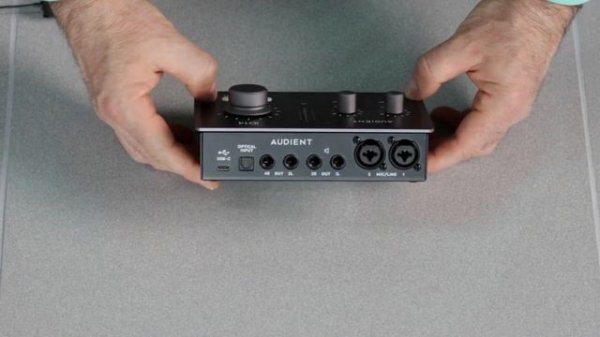 Audient ID14 MK2 - лучшая звуковая карта 2023 года цена-качество. Распаковка и обзор.