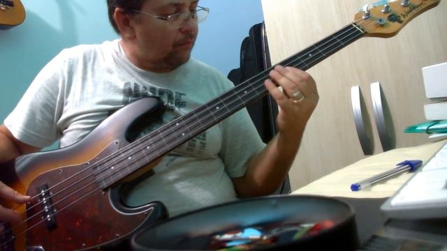 Washburn Fretless 1991 by Glauco Maciel смотреть онлайн