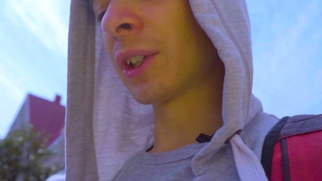 Игровой ноутбук или iPad Pro смотреть онлайн