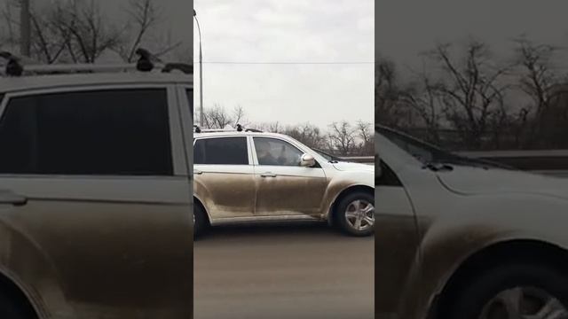 Гололедица на мосту по Текучева Ростов-на-Дону 2018 03 07 смотреть онлайн