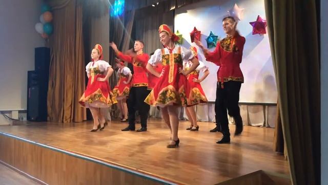 Танцевальная студия "Цветик-Семицветик" с русским народным танцем - 20.10.2017 год (1) смотреть онлайн