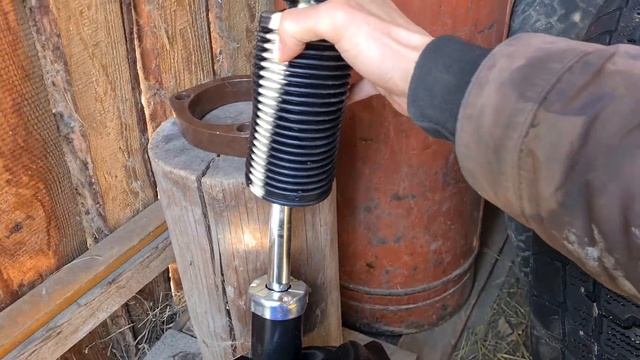 Mitsubishi Outlender XL 2008 проставки и замена стоек