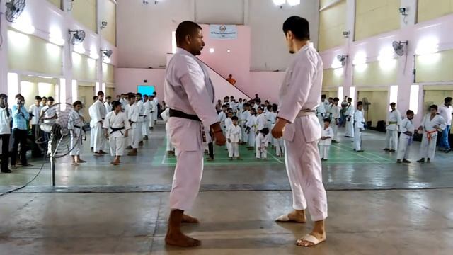 Sensei Takashi Yamaguchi in Kolkata, India смотреть онлайн