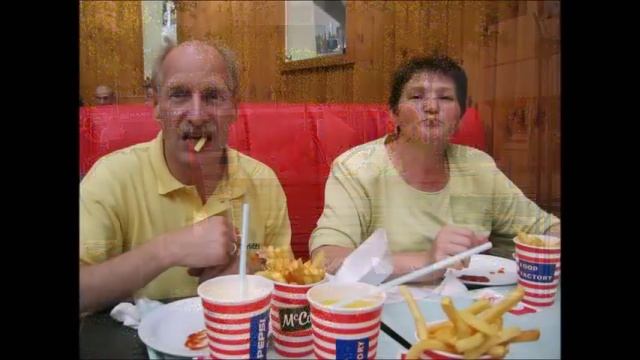 В ПАМЯТь О МОЕЙ ЛЮБИМОЙ МАМОЧКЕ... смотреть онлайн