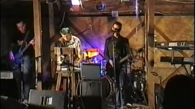 ELEKTROKLEW - Сверкает (live @ Интерференция 2011) смотреть онлайн