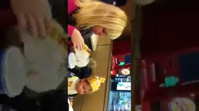 Дима племянник 1.10 месяцев декабрь 2014 innapolynscay07 instagram telegram Facebook TikTok дети то смотреть онлайн