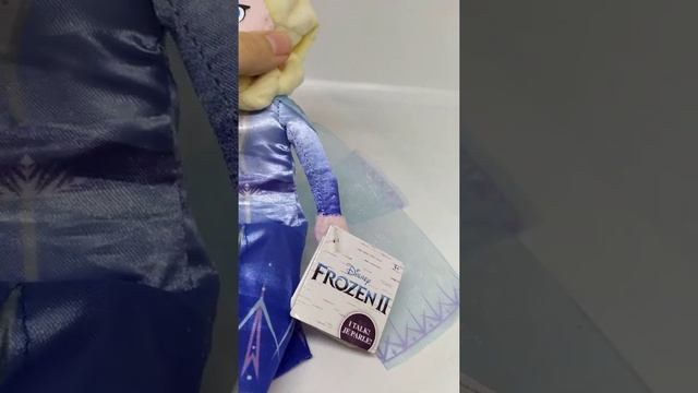 Мягкая куколка Эльза со звуками