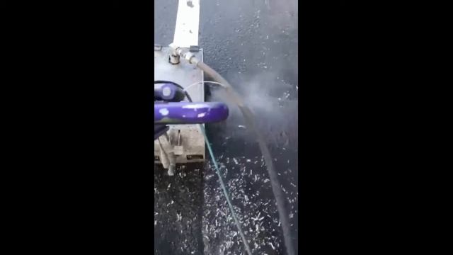 Удаление дорожной разметки водоструйным демаркировщиком Falch смотреть онлайн