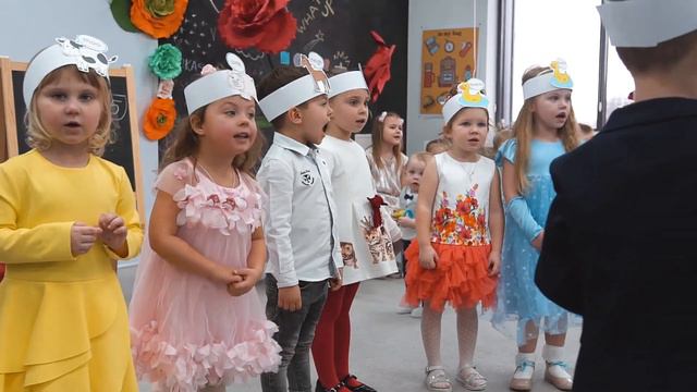 8 марта / Детский утренник /// ProEnglish смотреть онлайн