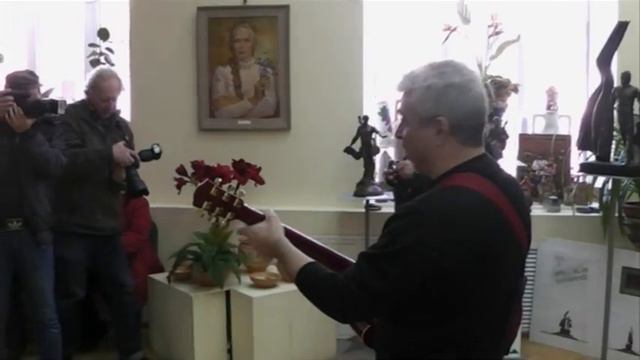 Репортаж с выставки вариантов памятника Высоцкому. смотреть онлайн