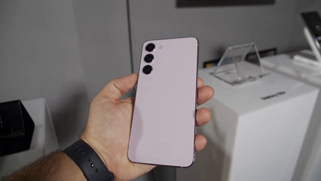 TOTUL DESPRE GALAXY S23: CAMERĂ DE 200 MP, PROCESOR SNAPDRAGON ȘI PREȚ PENTRU ROMÂNIA смотреть онлайн