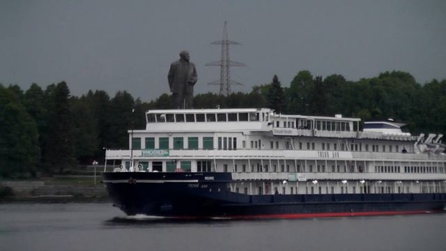 Теплоход.Тихий Дон.ШлюзN1КиМ.Иваньковское водохранилище.25.5.19год. смотреть онлайн
