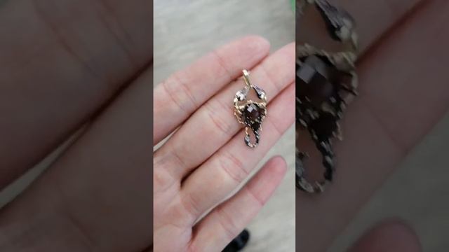 Кулон Скорпион золото раухтопаз смотреть онлайн