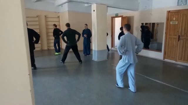 Техника перемещений в Янши Тайцзицюань смотреть онлайн