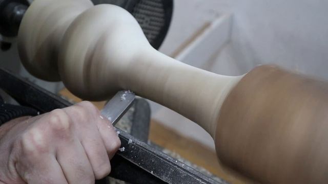 Woodturning - The Original Hazelnut Candlestick ! Токарка - Подсвечник из фундука !