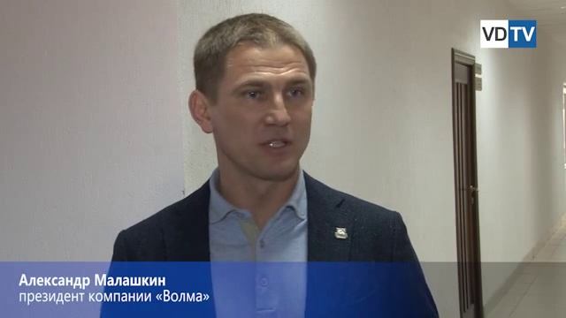 Самые предприимчивые школьники Волгоградской области получили айфон, айпад и бесплатное обучение в смотреть онлайн