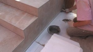 Основные  правила облицовки керамогранитом ступеней на улице .