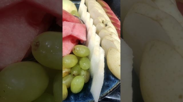 #арбуз #дыня #нарезкаарбузаТРИ ВАРИАНТА Оригинально Нарезать АРБУЗ, ДЫНЮ и Летние Фрукты ? ? смотреть онлайн