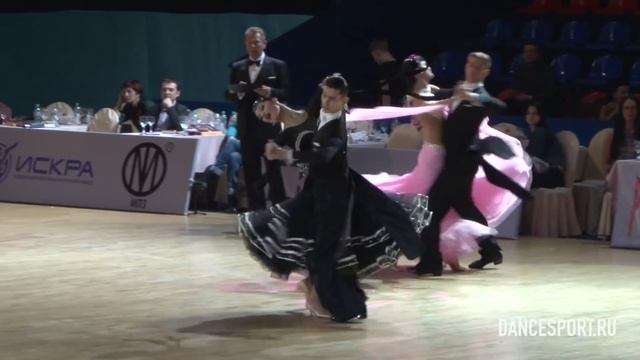 Гиниятуллин Аяз - Гиниятуллина Айсылу, 1/2 Tango смотреть онлайн