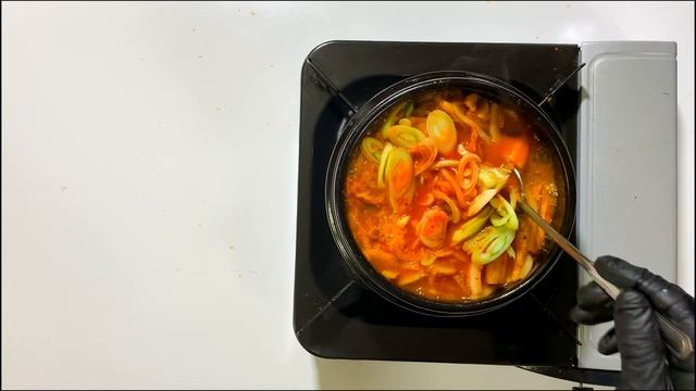 김치찌개(백종원 레시피) / КИМЧИ ТИГЕ (СУП ИЗ КИМЧИ, КОРЕЙСКИЙ БОРЩ) / KIMCHI JJIGAE WITH PORK (KIMCHI STEW) смотреть онлайн