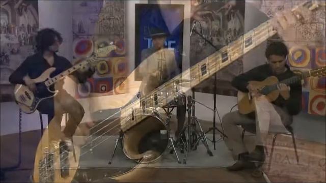 Julio Borba Trio - Gaivota Pantaneira de Dino Rocha смотреть онлайн