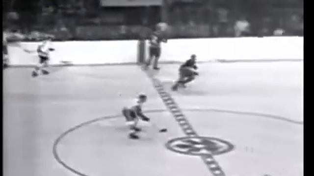 Right on Keon,February 11,1967 at Toronto Make Believes Rink. смотреть онлайн