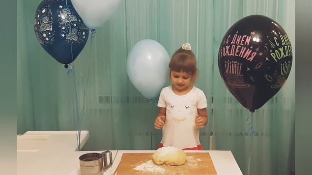 Лимонное печенье для папы. Готовит Софья 4 годика! смотреть онлайн