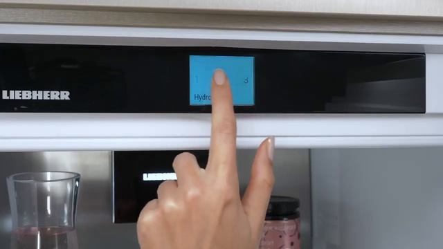 Chladničky Liebherr s technológiou BioFresh HydroBreeze смотреть онлайн
