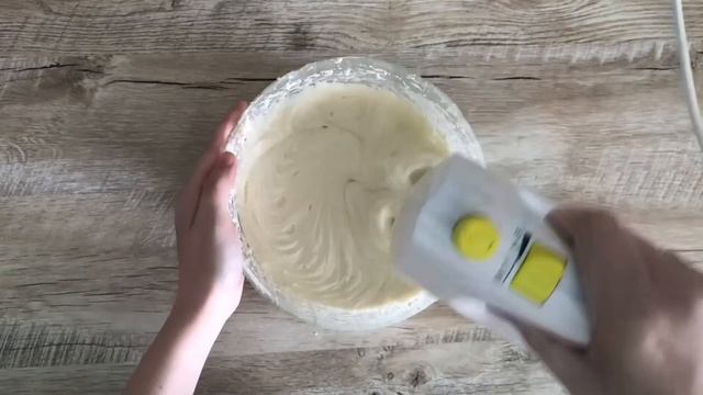 КАК ПРИГОТОВИТЬ ПИРОГ СО СВЕЖИМИ ПЕРСИКАМИ? Нежная, летняя, простая выпечка к чаю быстро и вкусно смотреть онлайн
