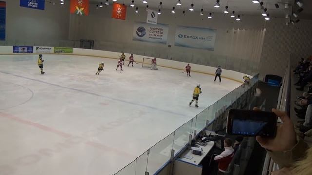 ХК Виктория 2004 (Новомосковсковск) - ХК Липецк 2004 4-3 смотреть онлайн