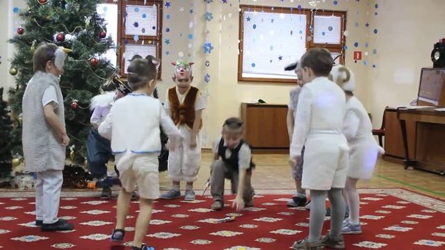 Танец "Козлят" Новый Год смотреть онлайн