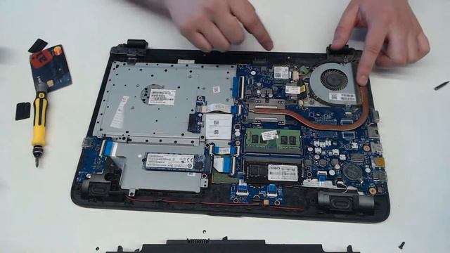 HP Probook 250 G5 чистим от пыли смотреть онлайн