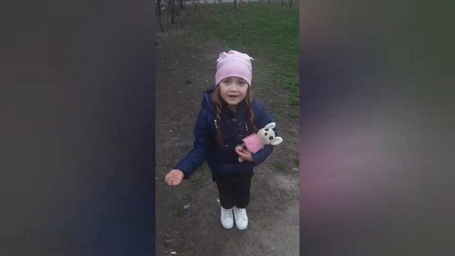 "Травка зеленеет, солнышко блестит" Стихи о весне смотреть онлайн