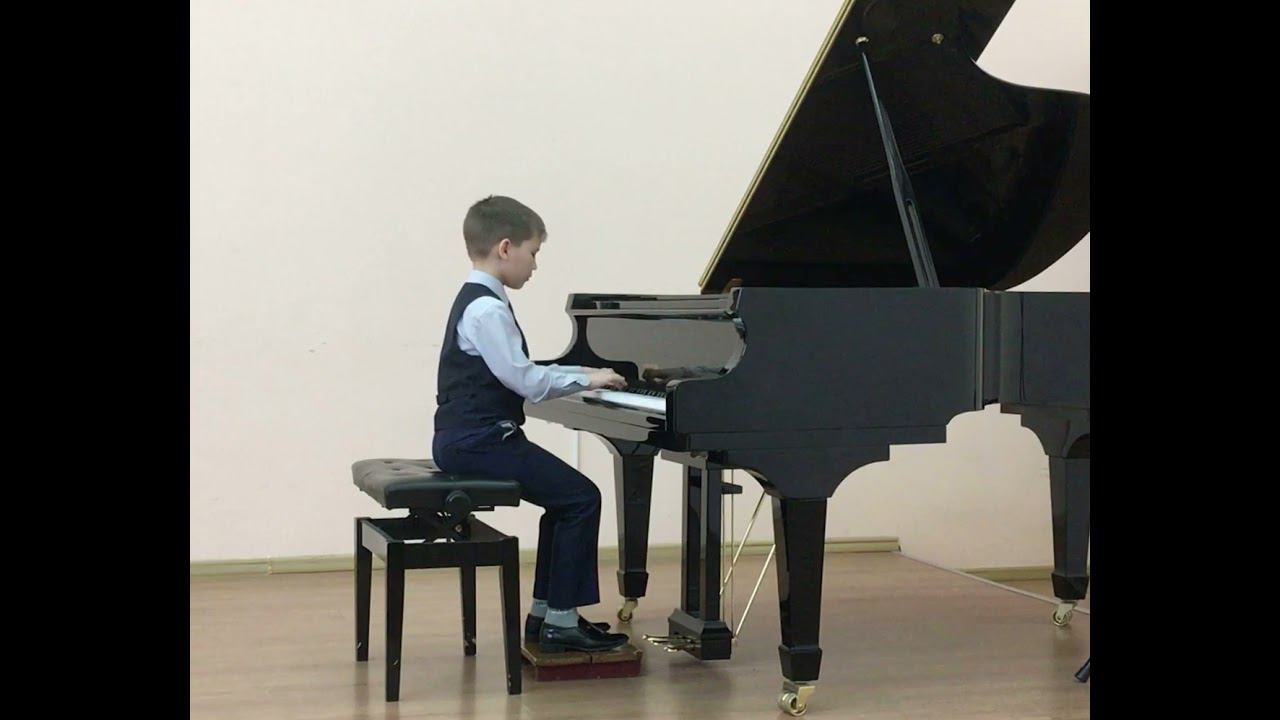 Пешков Михаил 2 класс, Р.Шуман "Солдатский марш", А.Гедике "Этюд" смотреть онлайн